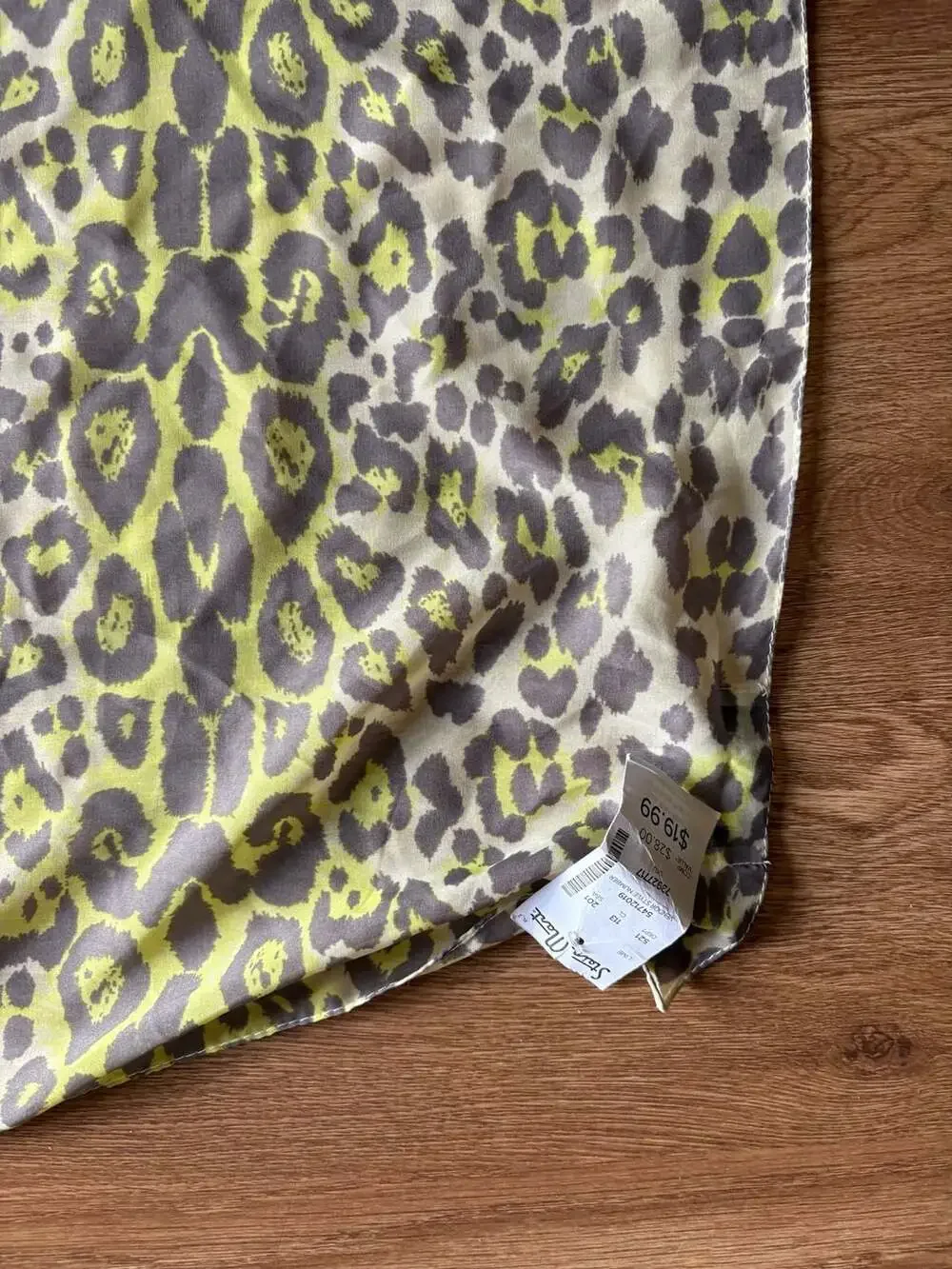 Nine West Leopard Animal Print Scarf Lime Green Gray Long Lightweight